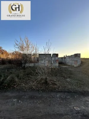 Продам земельну ділянку біля парку Перемоги