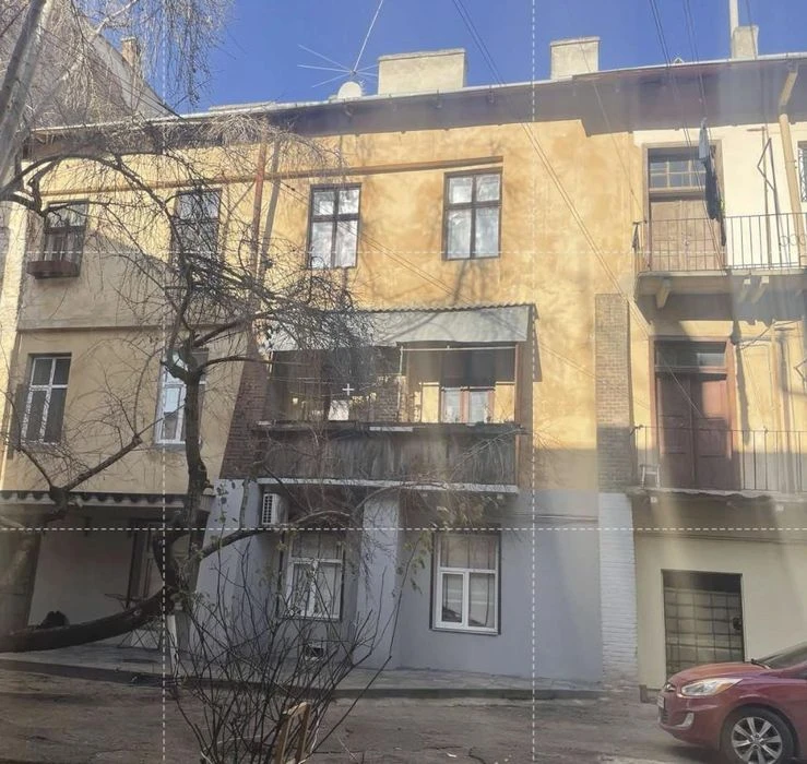 Продаж 2-к.кв.в.Підвальна,площа Ринок