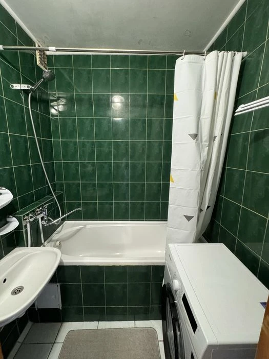 3-кімнатна з ремонтом! Лукьянівка, вулиця Котарбинського, 23
