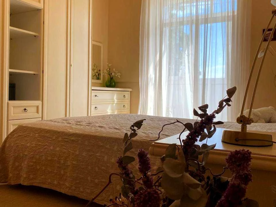 Квартира. Дніпро, Архітектора Олега Петрова вул. (Чернишевсь