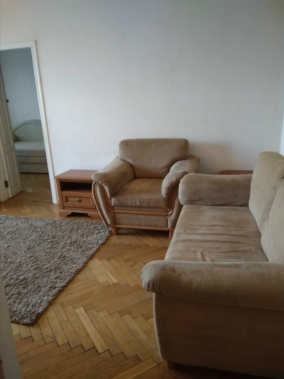 Пропоную 3-х. кімнатну квартиру в центрі, на Галицькій площі