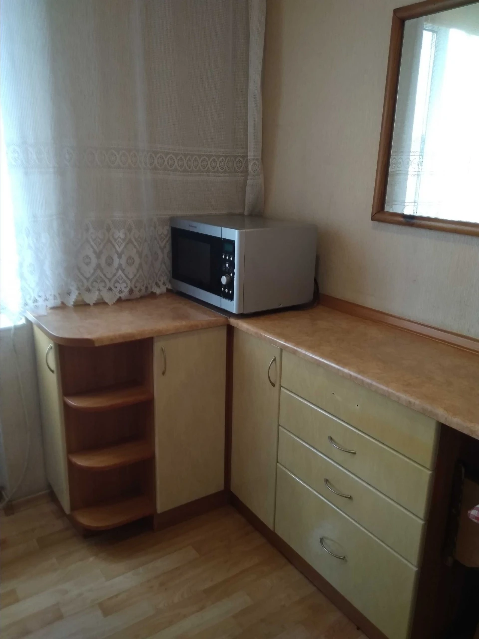 Пропоную 3-х. кімнатну квартиру в центрі, на Галицькій площі