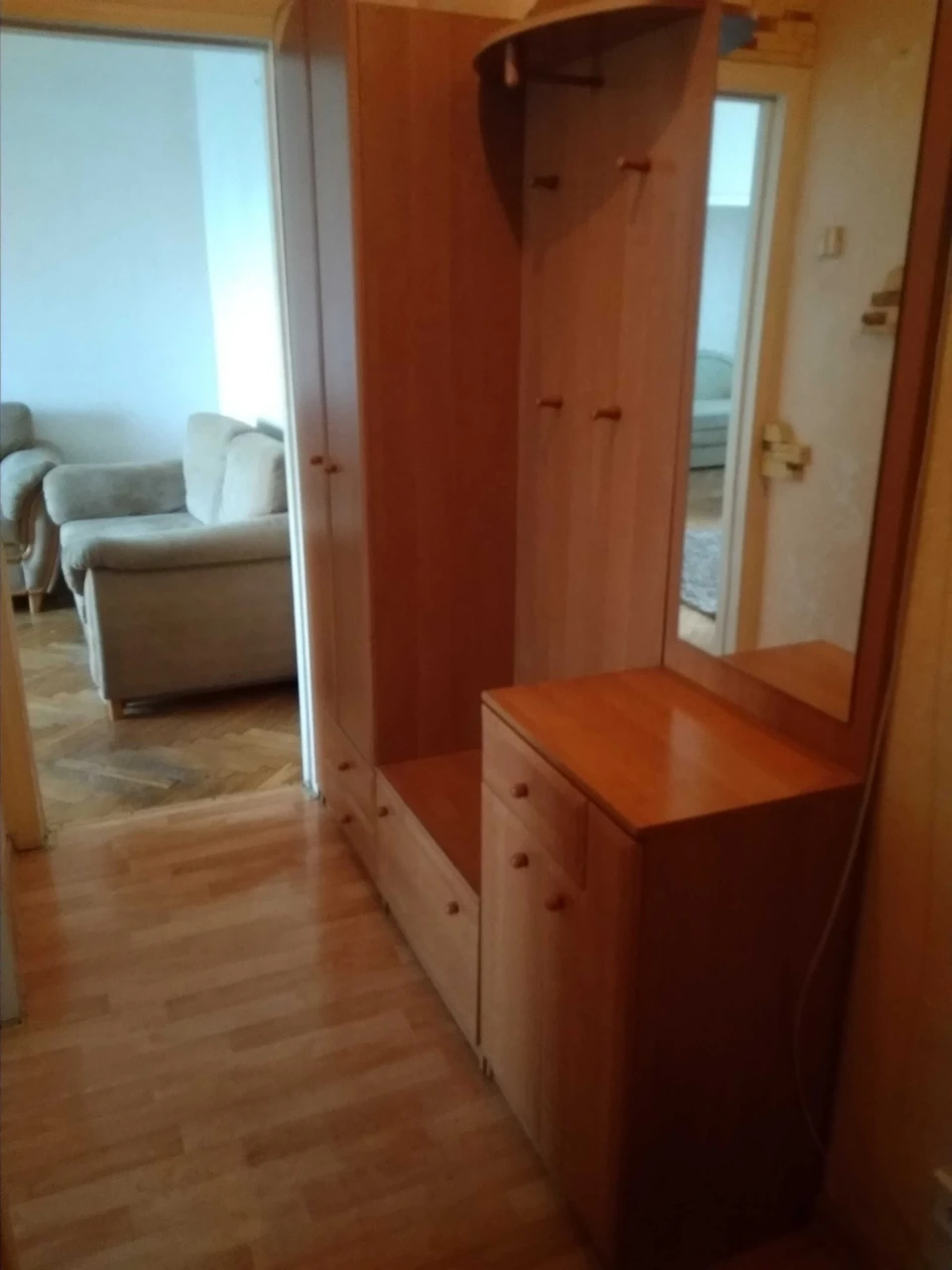 Пропоную 3-х. кімнатну квартиру в центрі, на Галицькій площі