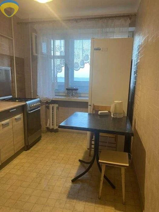 Продам 2-кімнатну квартиру, Центр Одеси  вул. Новосельського