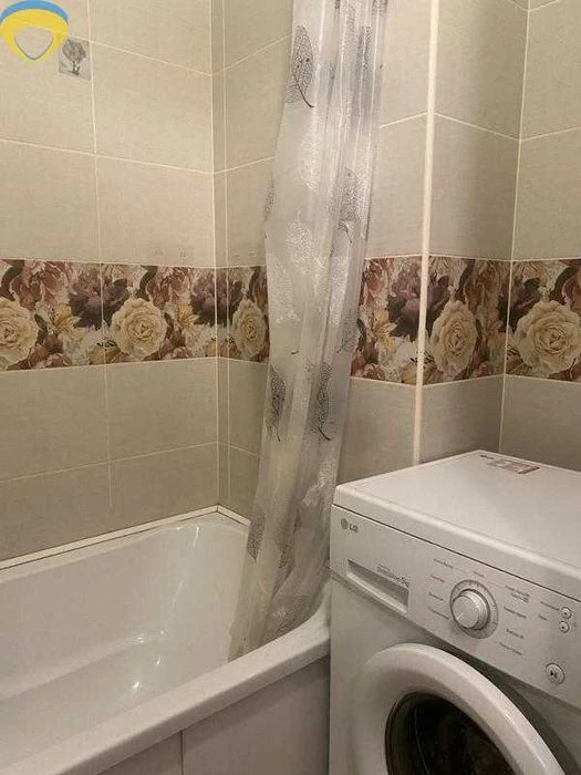 Продам 2-кімнатну квартиру, Центр Одеси  вул. Новосельського