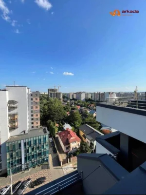 видовий Пентхаус з частковим ремонтом в  ЖК Park Residence в