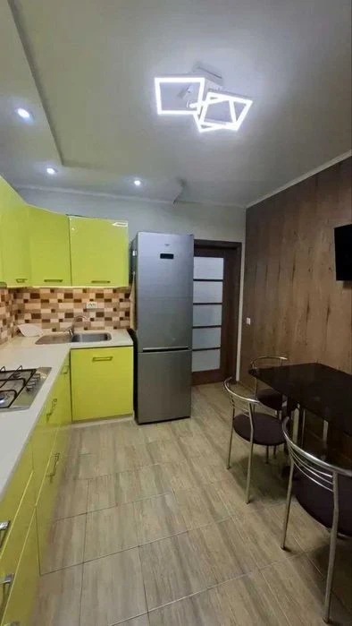 Продаж  ГОТОВОЇ 2 кім. квартира в новобудові по вул. Симонен