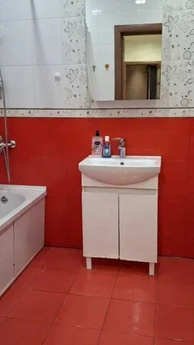 Продаж  ГОТОВОЇ 2 кім. квартира в новобудові по вул. Симонен