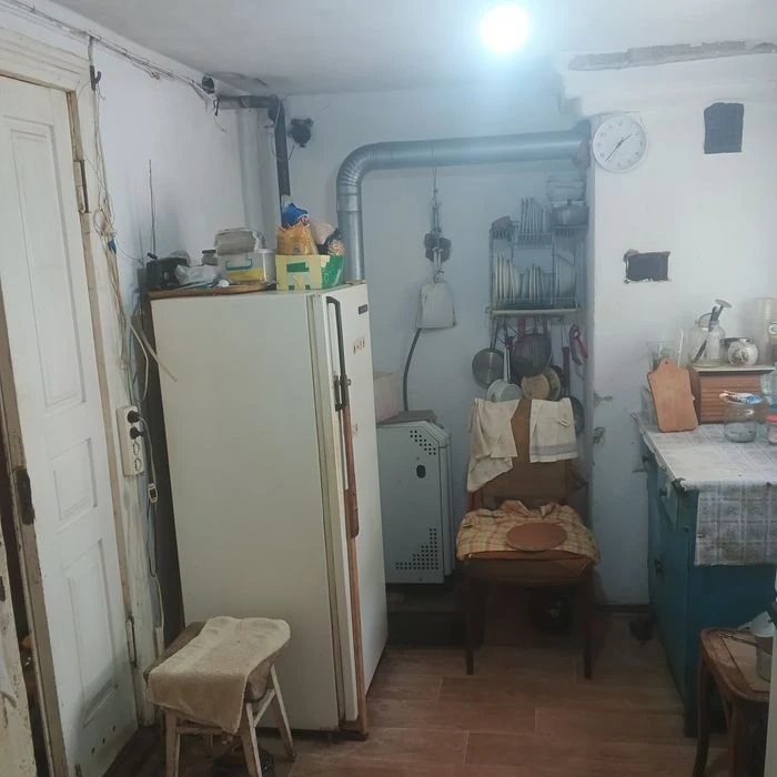 Продається частина будинку в центрі міста