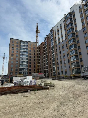 Продаж Квартира Бам