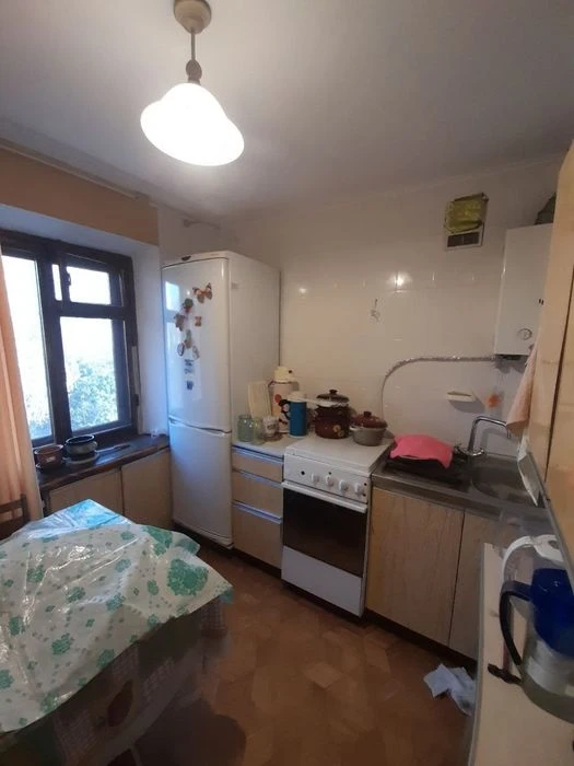 Продам 2к.квартиру на ул. Черняховского