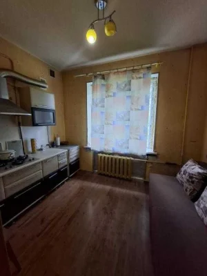 Продам 1-комнатную квартиру в Холодногорском районе