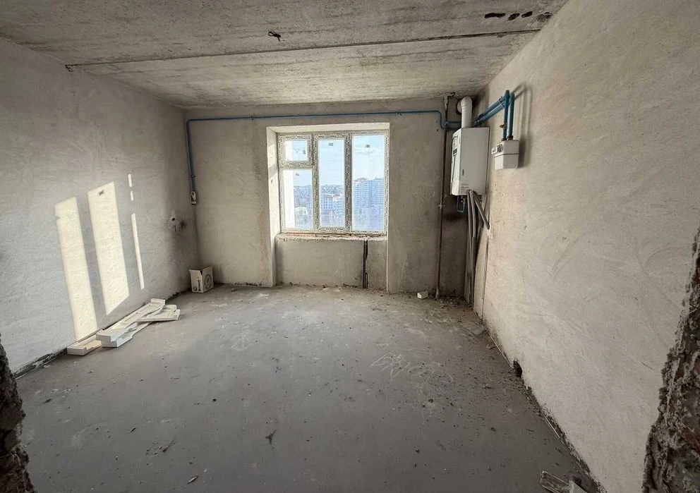 43042  Продаж 2  - кімнатної квартири, Виставка,