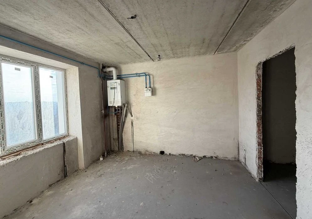 43042  Продаж 2  - кімнатної квартири, Виставка,