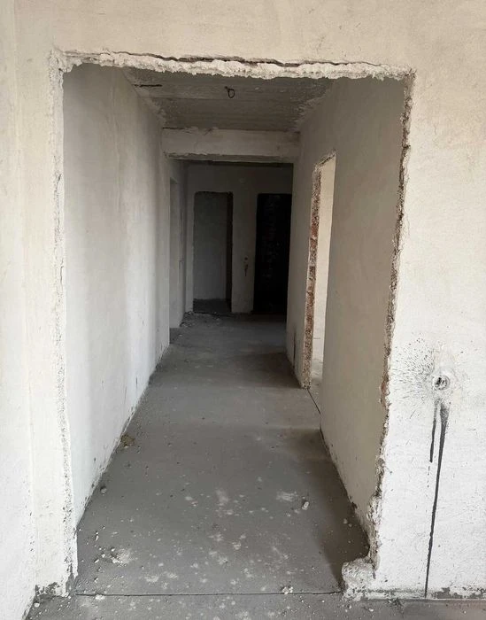 43042  Продаж 2  - кімнатної квартири, Виставка,