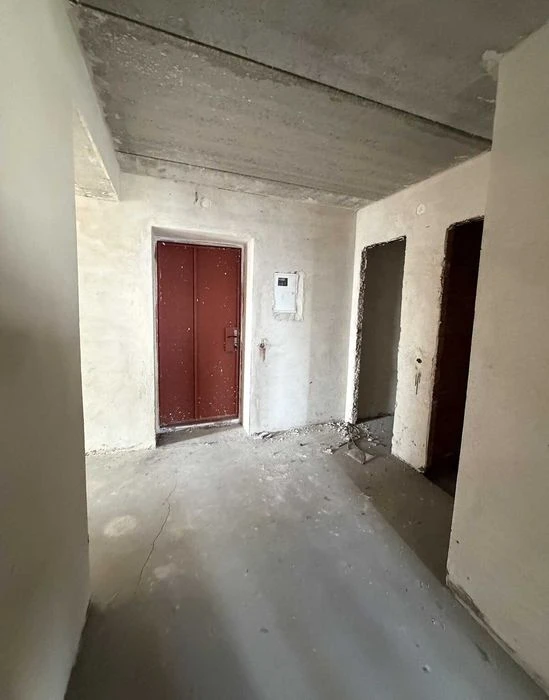 43042  Продаж 2  - кімнатної квартири, Виставка,
