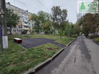 ПРОДАЖ 2-КІМНАТНОЇ КВАРТИРИ В ЦЕНТРІ СЕЛИЩА НОВОГО