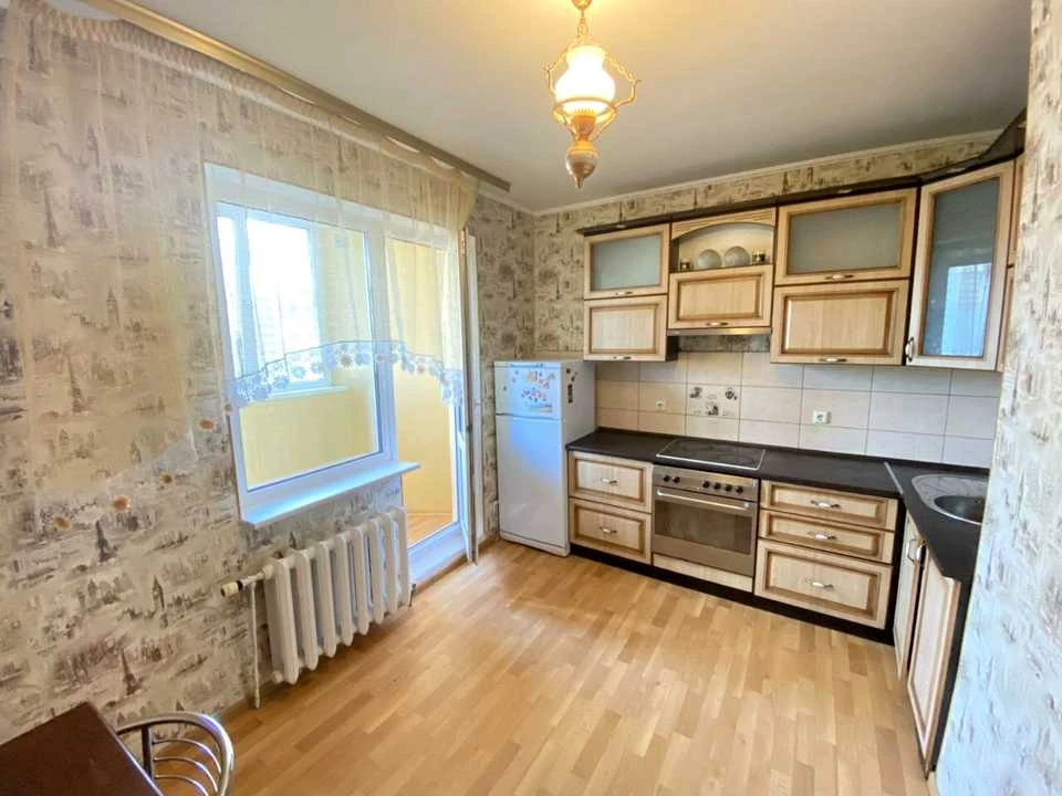 Квартира. Київ, Урлівська вул.