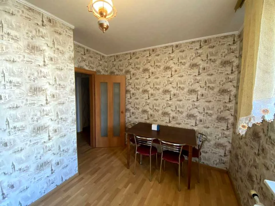 Квартира. Київ, Урлівська вул.