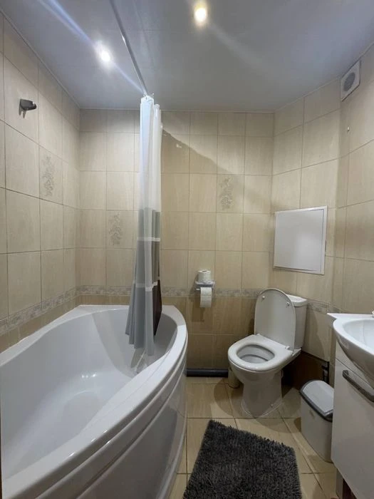Продам 2к квартиру ул.Калиновая 102