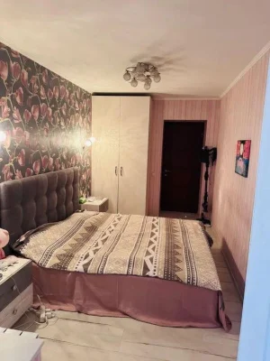 Продам 4-комн квартиру в районе Донецкое шоссе