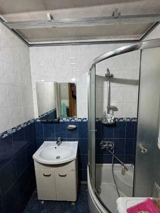 Продам 3-комн квартиру в районе Воронцова просп.