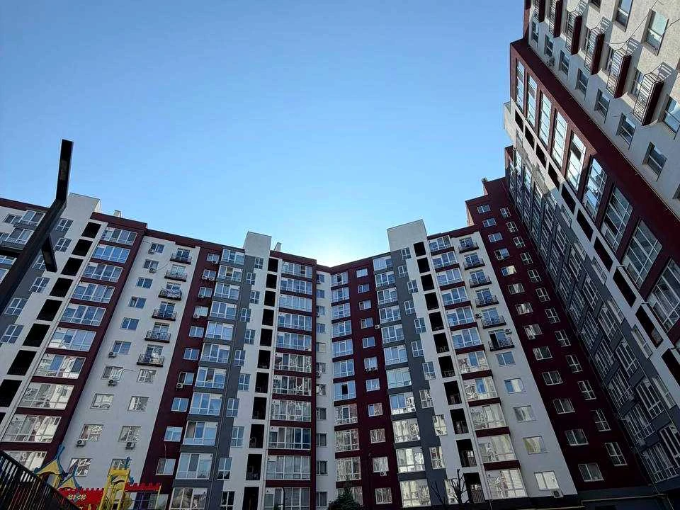 Квартира. Ивано-Франковск, Княгинин ул., (Дом 30)