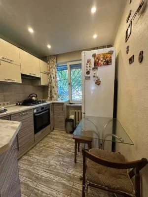 Продам 3х кімнатну квартиру на Таірово.