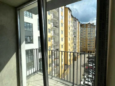 Квартира. Івано-Франківськ, Дмитра Коцюбайла вул., (Будинок