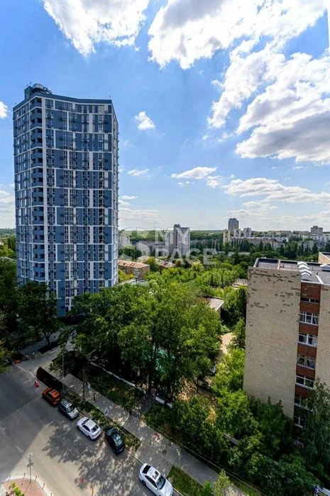 Продаж 1кім кв ЖК Голосіївський метро Васильківська 2хв