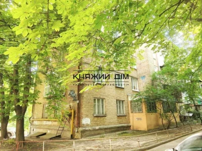 Без комісіі!! Продається 2 кім. кв. в Сталінці на Печерську,
