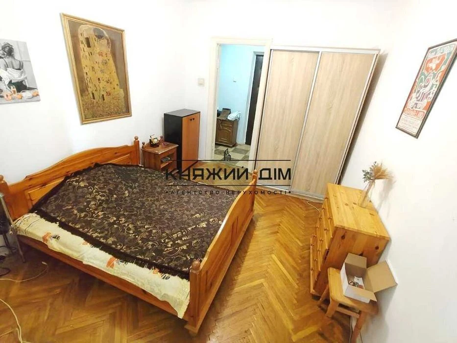 Без комісіі!! Продається 2 кім. кв. в Сталінці на Печерську,