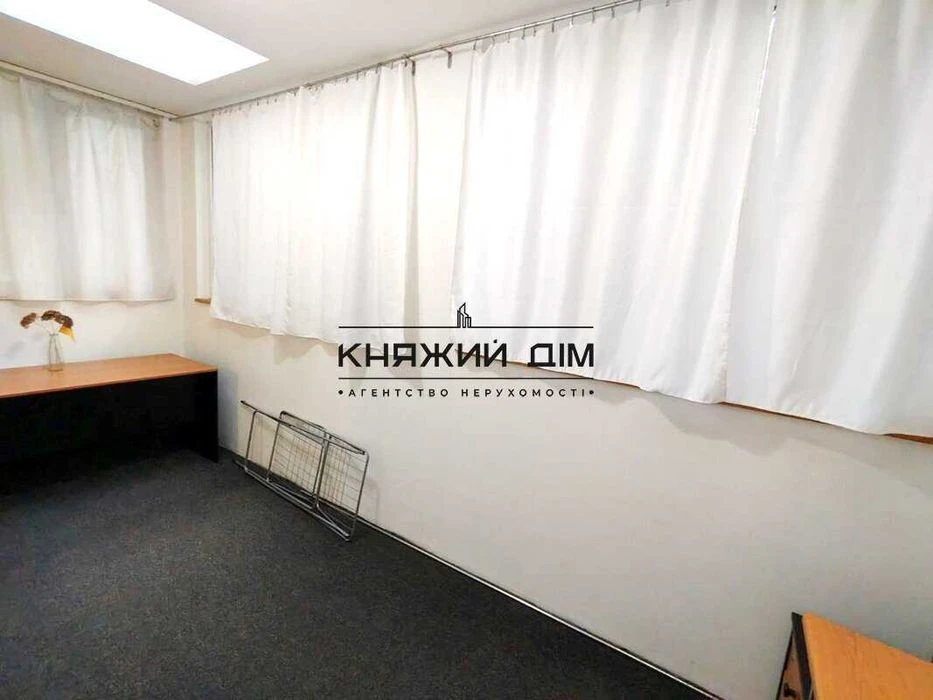 Без комісіі!! Продається 2 кім. кв. в Сталінці на Печерську,