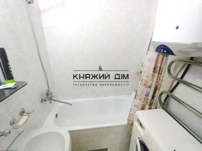 Без комісіі!! Продається 2 кім. кв. в Сталінці на Печерську,
