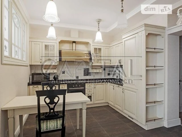 Продаж 3к квартири 86 кв. м на вул. Шота Руставелі 44 • ID 3
