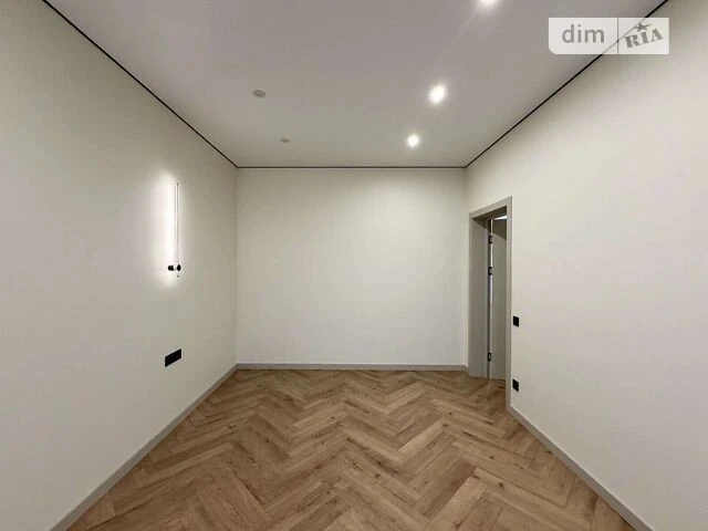 Sale of 1-room apartment 41 sq. m. on Mykhaylo Maksimovicha st. 24 •