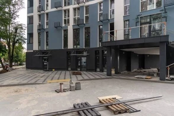 Продаж 2к квартири М Васильківська Вежа Ломоносова без %