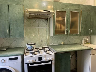 Продам на Глушко 3 кімнатну квартиру  Ярослава Мудрого