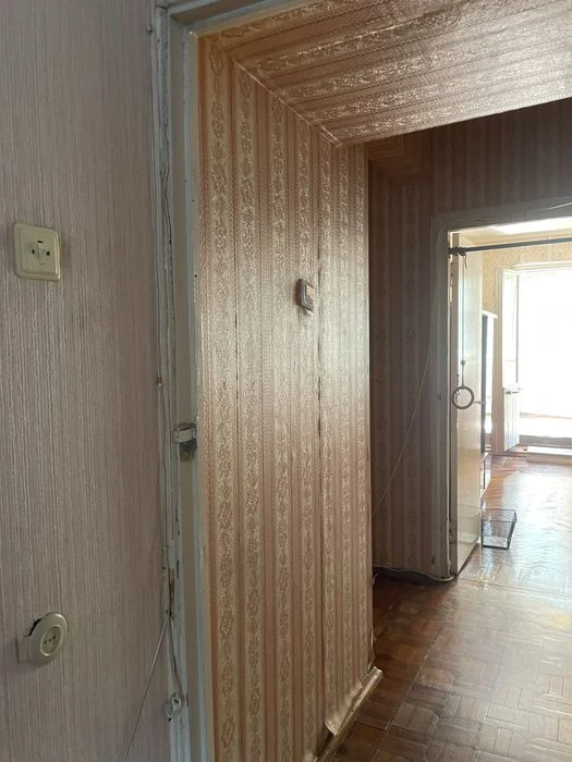 Продам на Глушко 3 кімнатну квартиру  Ярослава Мудрого