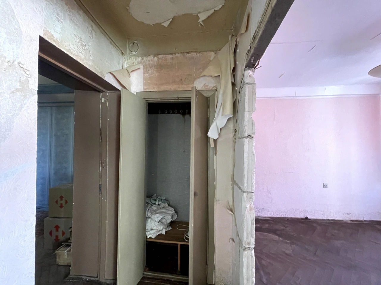 БЕЗ % продаж 3-к квартири! 48 секунд до метро! Центр Печерсь