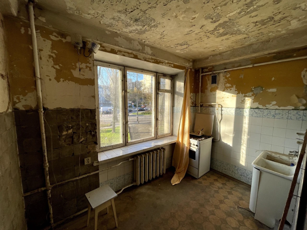 БЕЗ % продаж 3-к квартири! 48 секунд до метро! Центр Печерсь