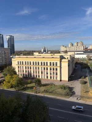 Раіси Окіпної 9 двокімнатна квартира без %