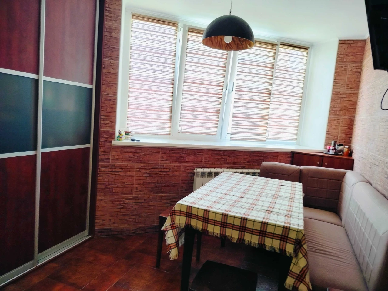 Продаж 3 кімнатної квартири вул. Григоренко Петра 1а, м. Поз