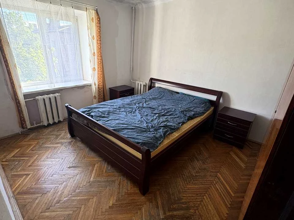 Квартира. Івано-Франківськ, набережна Василя Стефаника вул.