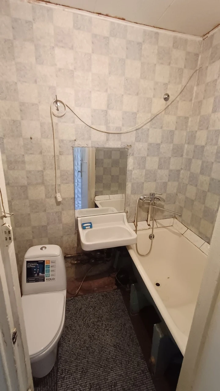Продаж 1к квартири вул. Здолбунівська, м. Київ
