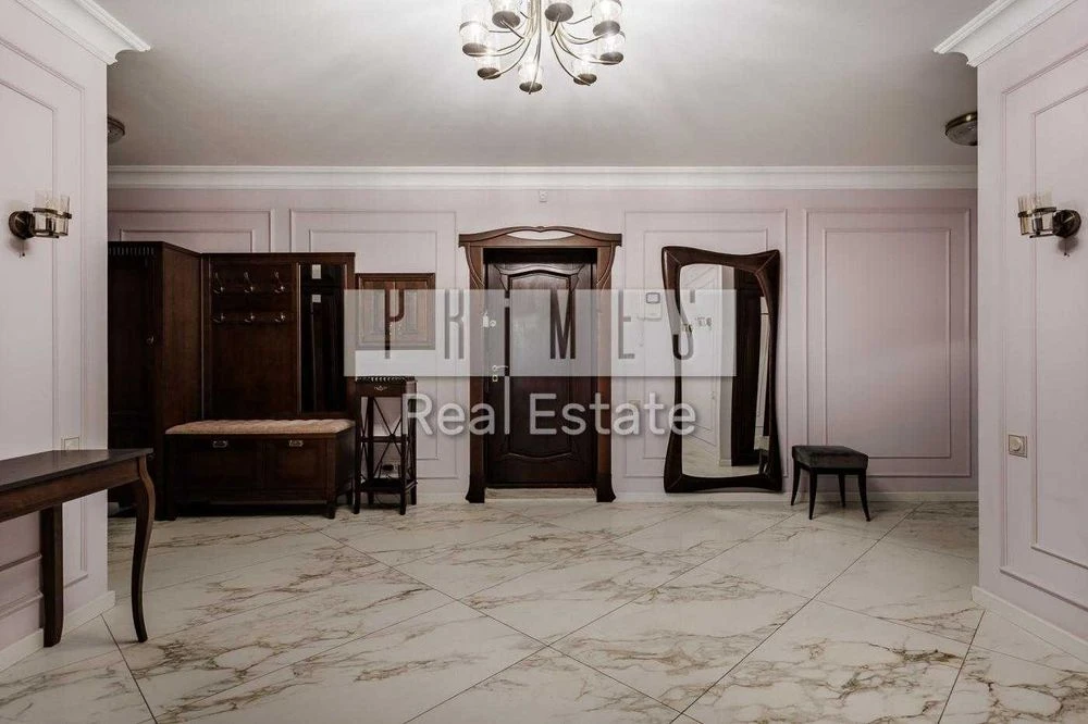 Продажа 4-комнатной квартиры, 181 м², ул. Старонаводницкая,