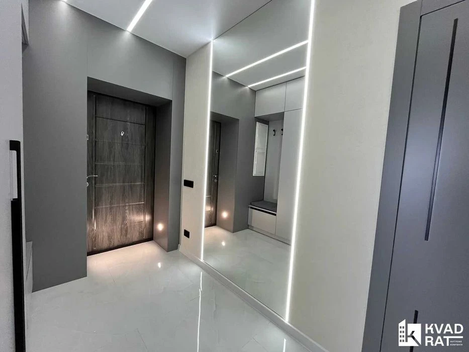 107тис. Двокімнатна кімнатна квартира в центрі! ГАЗ