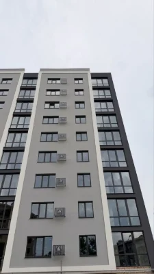 Продаж 2кім квартира  поруч із парком Шевченка та міським оз