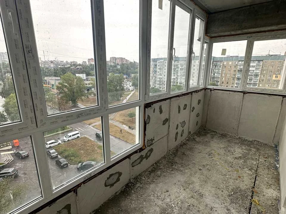 Квартира. Черкаси, Героїв Дніпра вул., (Будинок)