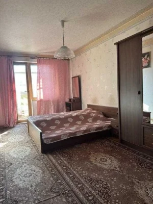 3-х комнатная в 533  м/р